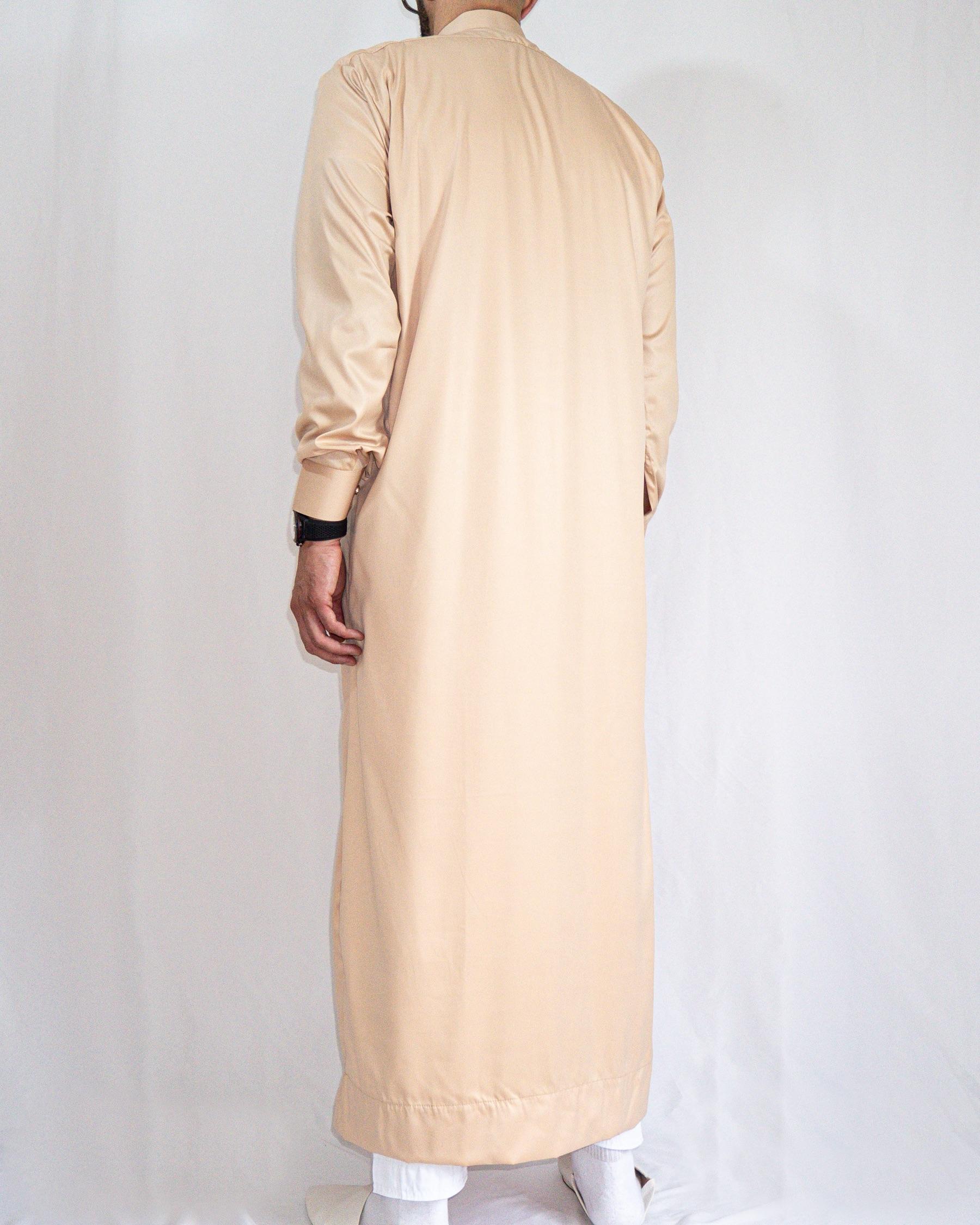 Qamis Saoudien